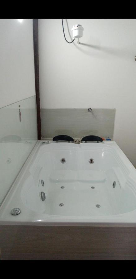 Hostal Hollywood Inn Rionegro Extérieur photo