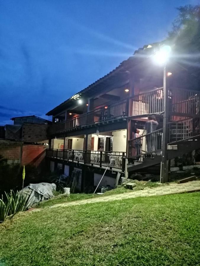 Hostal Hollywood Inn Rionegro Extérieur photo